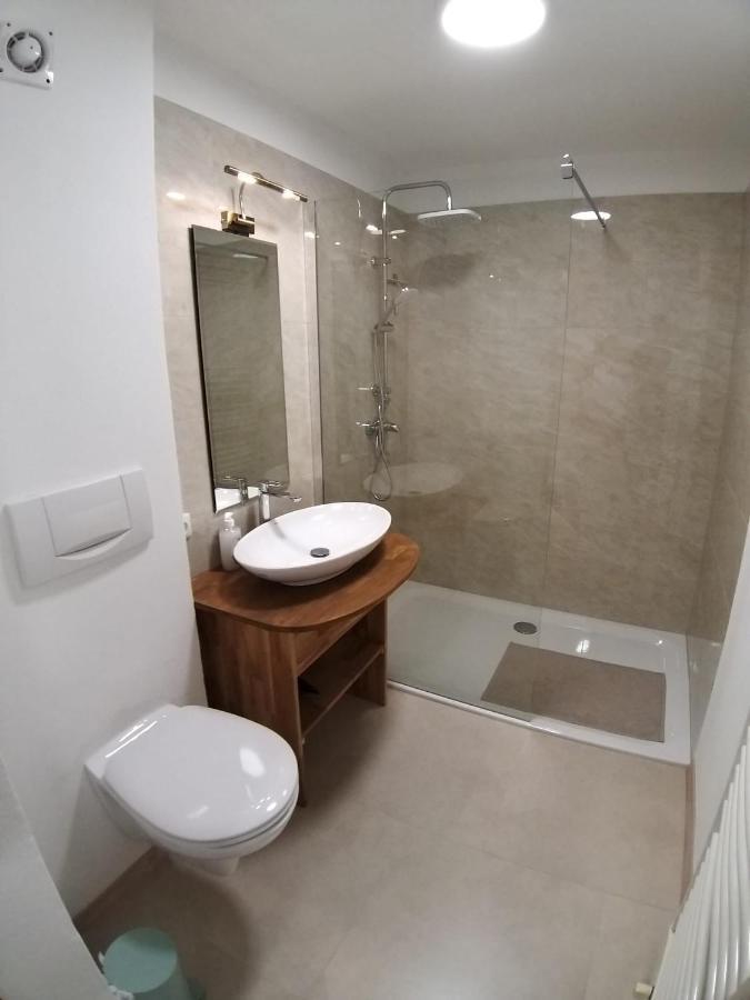 Modern Apartment, Full Kitchen, For 6 Гмунден Экстерьер фото